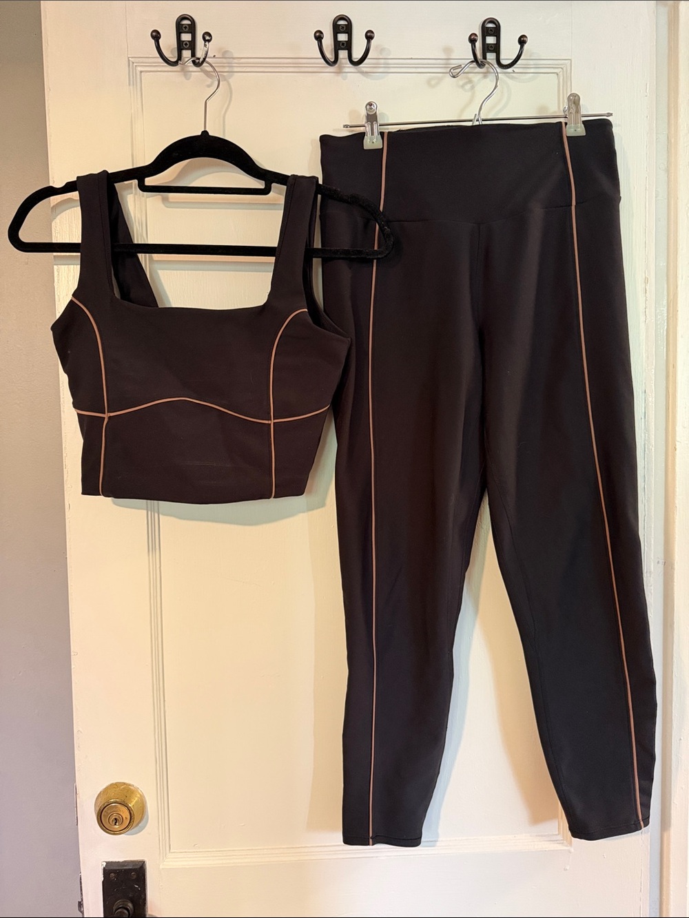 Abercrombie & Fitch Black Legging and Cropped Tank Set with Tan Piping